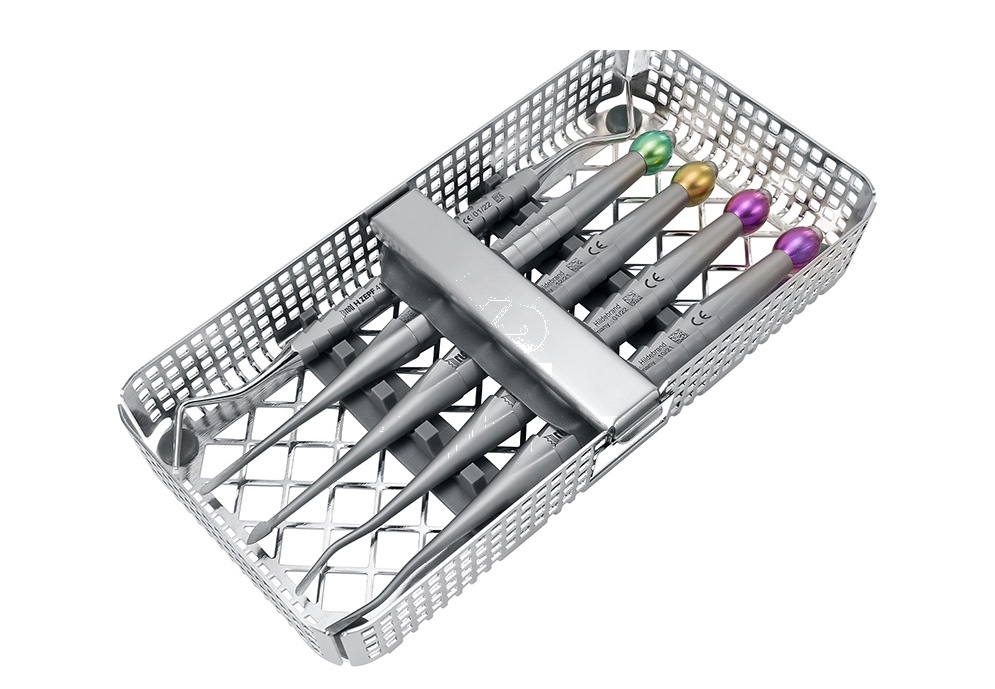 Action by Dr. Hildebrand Incl. Washtray X-Tool Kit